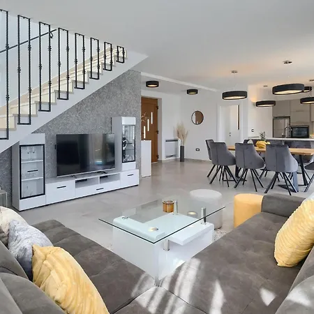 Vatovac Dom wakacyjny