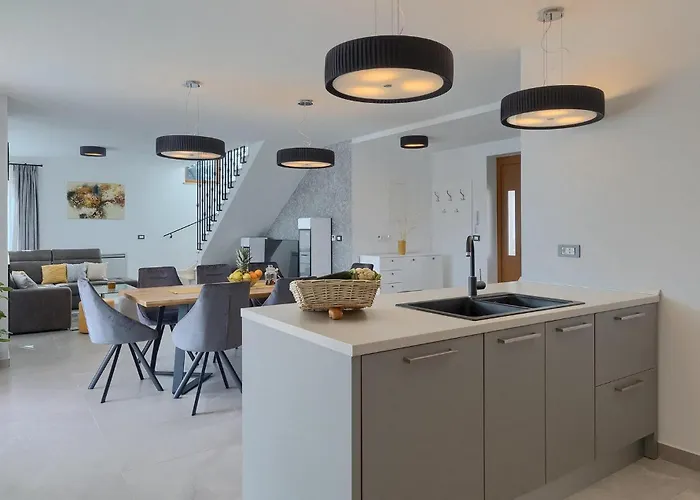 Vatovac Feriehus Tar-Vabriga